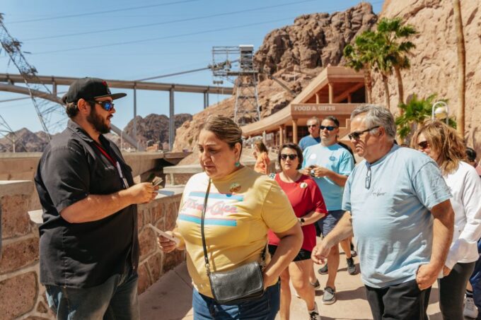 Las Vegas: Hoover Dam Ultimate Tour With Lunch - Complimentary LA Comedy Club Ticket
