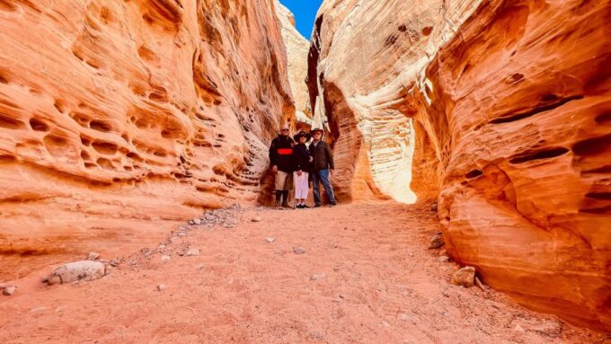 Las Vegas: Hoover Dam, Valley of Fire, Boulder City Day Tour - Exploring Hoover Dam