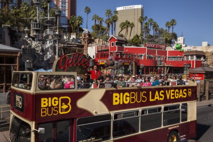 Las Vegas: Hop-on Hop-off Sightseeing Tour by Open-Top Bus - Night Tour