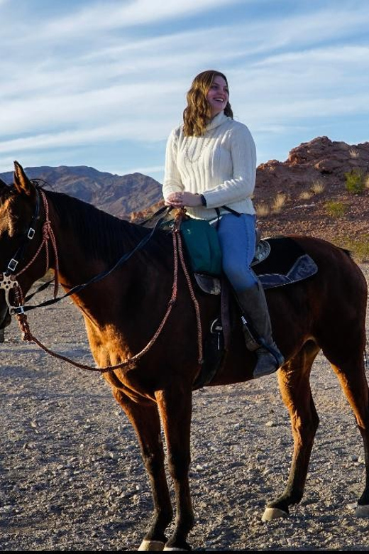 Las Vegas: Horseback Riding Tour With Lunch - Key Points