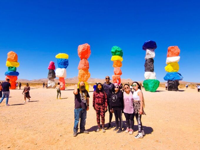 Las Vegas: Mojave, Red Rock Sign and 7 Magic Mountains Tour - Important Information