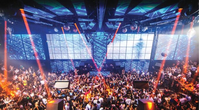 Las Vegas: Nightclub and Bar Crawl With Party Bus and Drinks - Customization Options