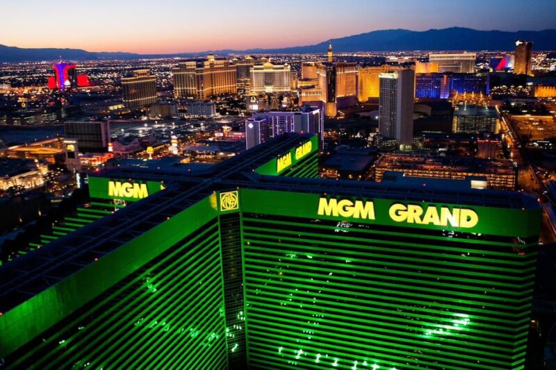 Las Vegas: Nighttime Helicopter Flight Over the Strip - Booking and Reservations