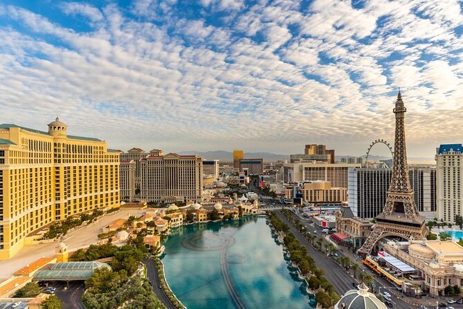 Las Vegas : Private Custom Tour With A Guide ( Car Option ) - Meeting and Pickup