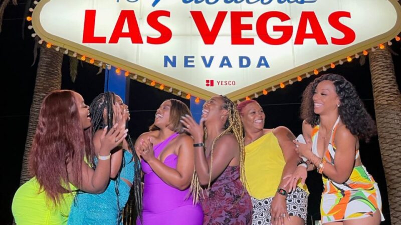 Las Vegas: Private Party Bus Tour of Vegas Strip W Champagne - Champagne Toast