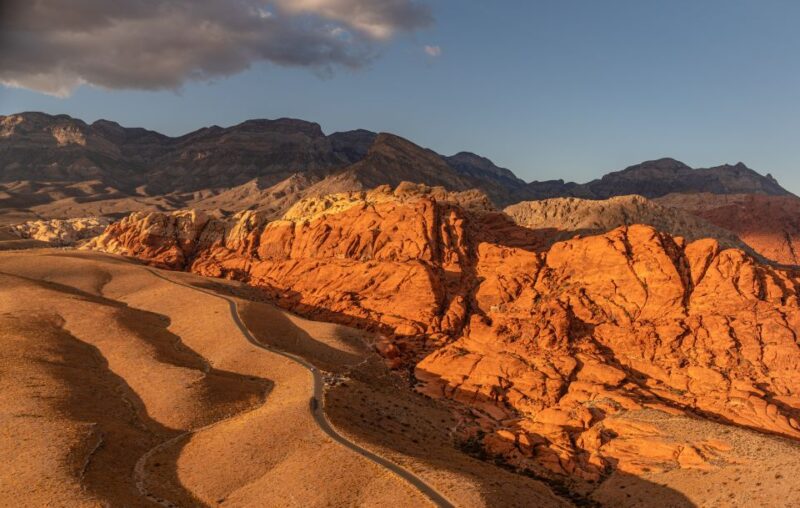 Las Vegas: Red Rock Canyon Helicopter Landing Tour - Flight Details