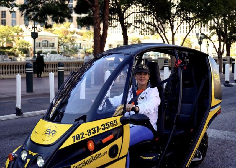 Las Vegas: Self-Drive Strip Tour in an Electric EVR Car - Vehicle Specifications and Features