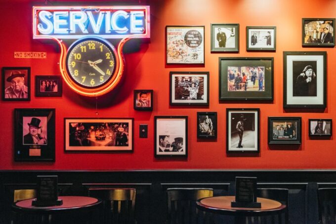 Las Vegas Strip: Brad Garrett's Comedy Club at MGM Grand - Customer Ratings