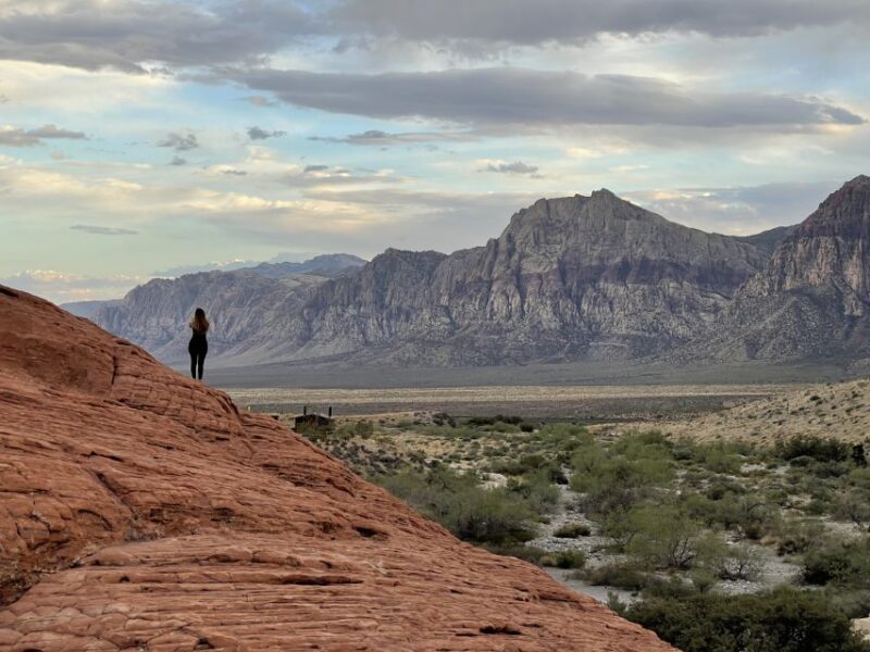 Las Vegas: Sunset Hike and Photography Tour Near Red Rock - Duration and Pricing