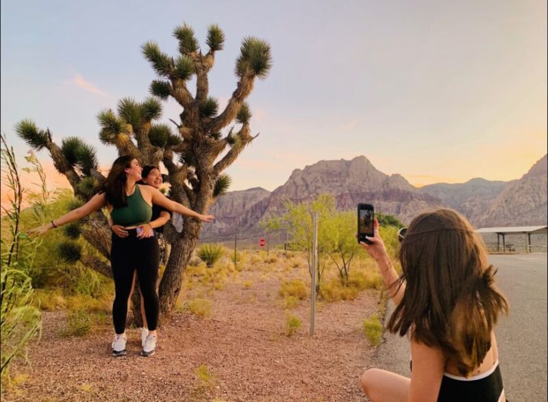 Las Vegas: Sunset Hike and Photography Tour Near Red Rock - Availability and Cancellation