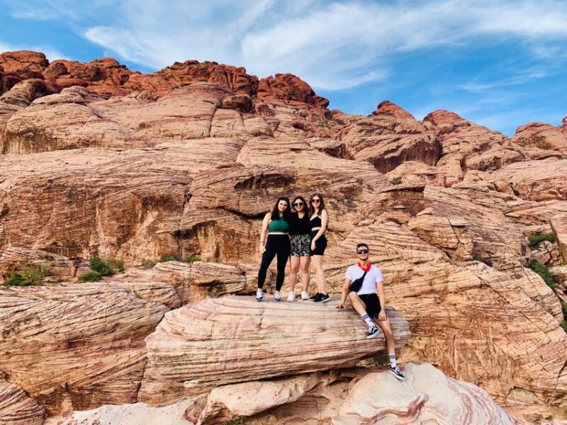 Las Vegas: Sunset Hike and Photography Tour Near Red Rock - Pickup and Inclusions