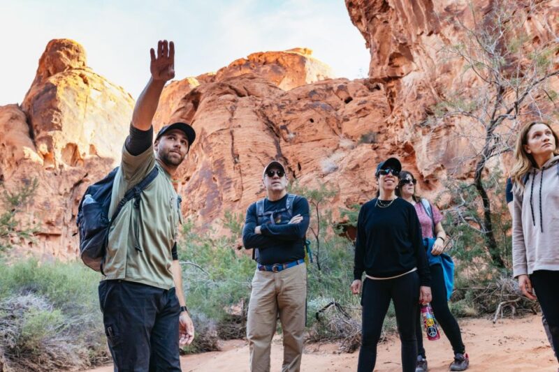 Las Vegas: Valley of Fire Guided Hike With Drinks and Snacks - Hiking Experience Levels