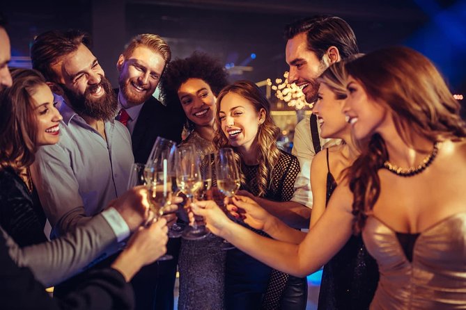 Las Vegas VIP Private Party Bus Club Crawl - Dress Code and Accessibility