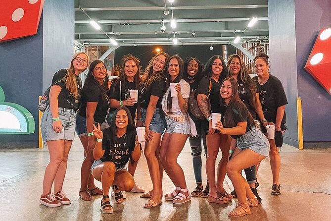 Las Vegas Walking Street Bar Package - Group Photos and Hosts