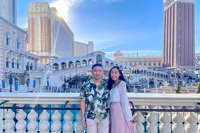 Las Vegas Walking Tour With Photo Taking - Pricing and Cancellation Policy