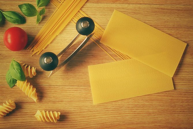 Lasagna Cooking Class With Lunch and Perugia Guided Tour - Mastering the Art of Lasagna Making