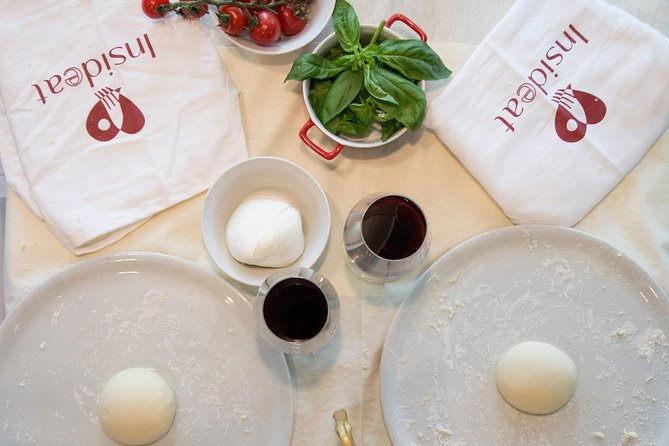 Last Lap! 1h Pizza Class in Rome - What to Expect