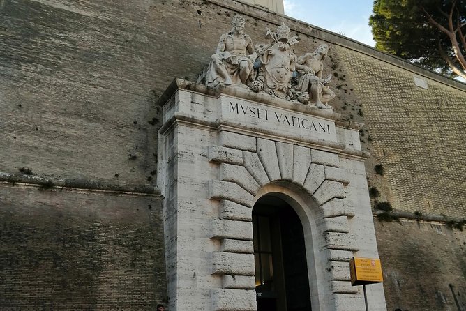 Last Minute Tickets for Vatican & Sistine Chapel - Pickup and Meeting Information