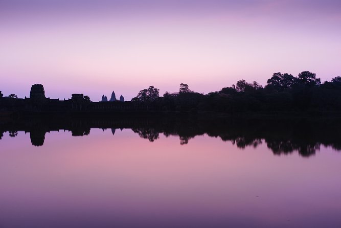 Late Afternoon Angkor Gondola Tour With Champagne and Canapés - Customer Reviews