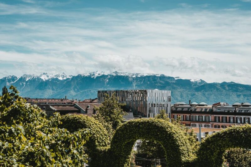 Lausanne: Capture the Most Photogenic Spots With a Local - Recommendations for Dining and Nightlife