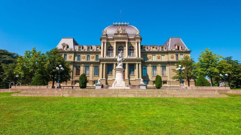 Lausanne: Exploration Game and City Tour on Your Phone - Highlights