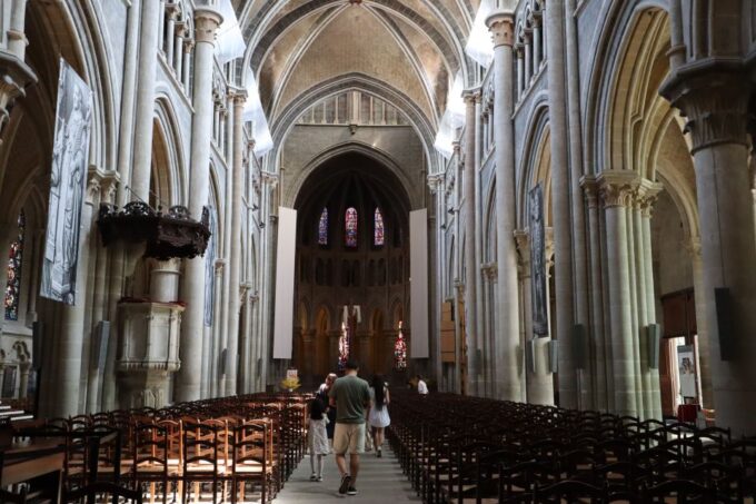 Lausanne: Express Walk With a Local in 60 Minutes - Frequently Asked Questions