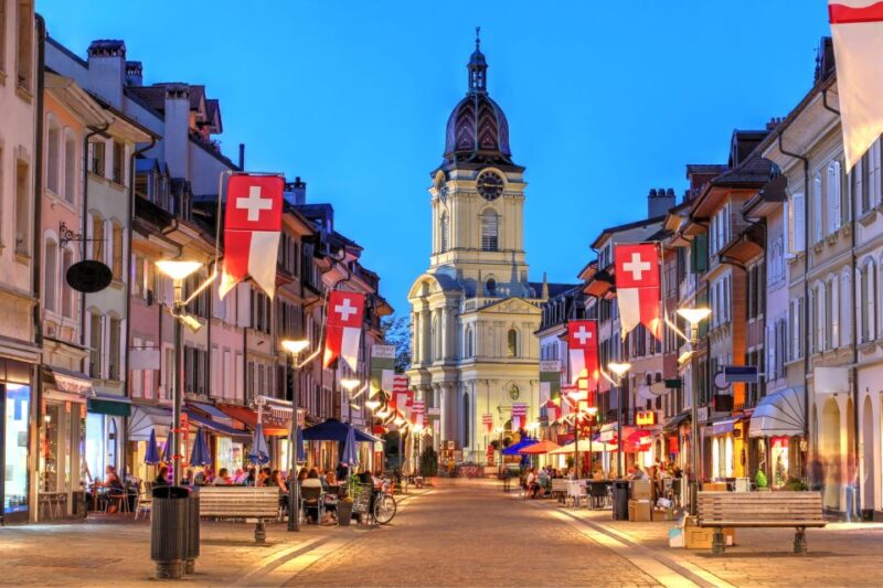 Lausanne Highlights Self Guided Scavenger Hunt & Tour - Ideal for First-Time Visitors