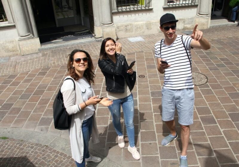 Lausanne: Scavenger Hunt and Self-Guided City Walking Tour - Navigating the Tour