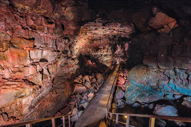 Lava Caving Experience - Meeting and Location Details