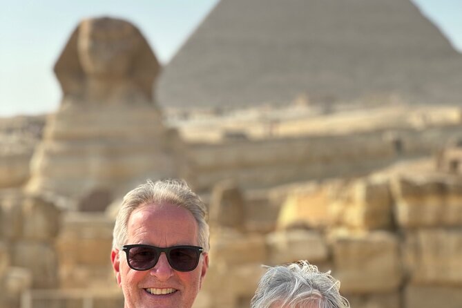 Layover Tour to the Pyramids, Egyptian Museum and The Old Bazaar - Exploring the Egyptian Museum