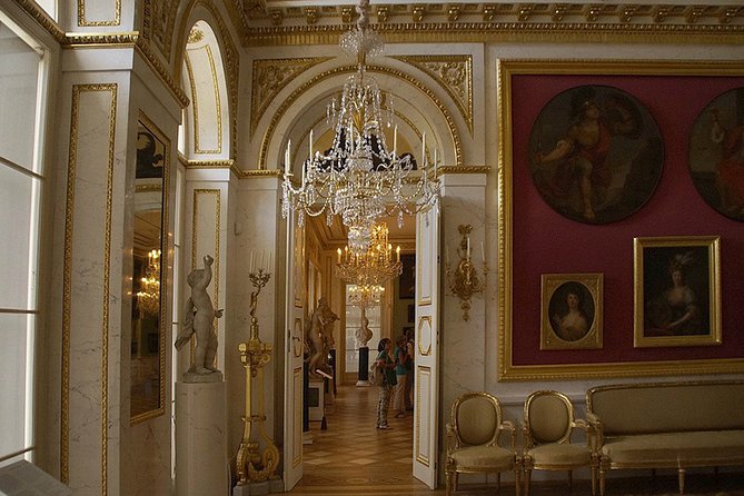 Lazienki Park + Museum of King Jan IIIS Palace at Wilanow:Small Group /Pick-Up/ - Language and Audio Guide