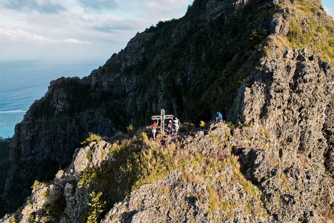 Le Morne Mountain Sunrise Hike & Climb - Inclusions and Amenities
