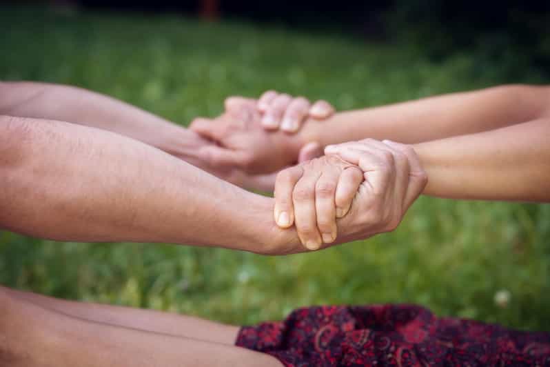 Learn Amazing Thai Massage in Pairs - Thai Yoga Massage Techniques