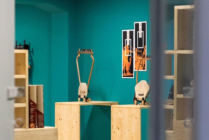 Learn an Ancient Music Instrument: The Lyre of Apollo - Music-Related Exhibits