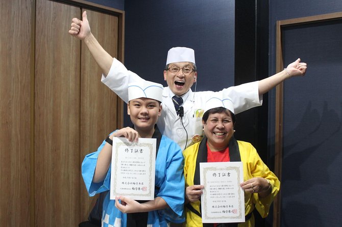 Learn How to Make Sushi! Light Class- Nara School - Sushi and Udon Preparation