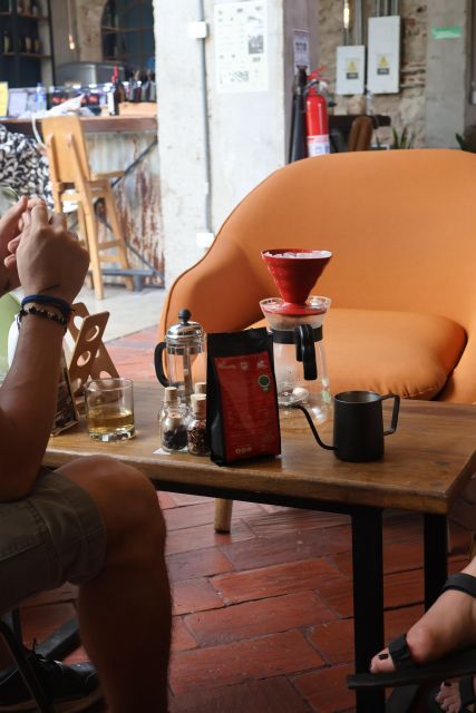 Learn How to Prepare Colombian Coffee: Class & History - Educational Experience
