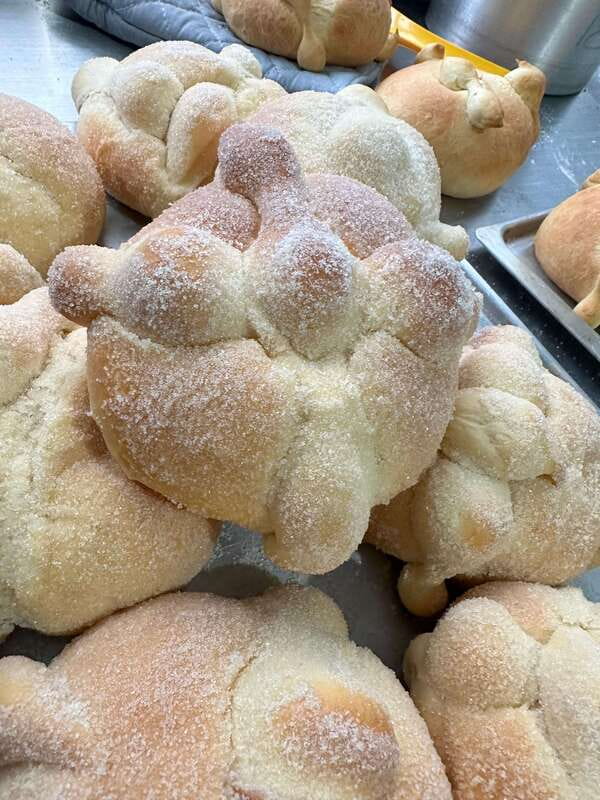 Learn to Cook Mexican Bread - Pairing With Hot Chocolate