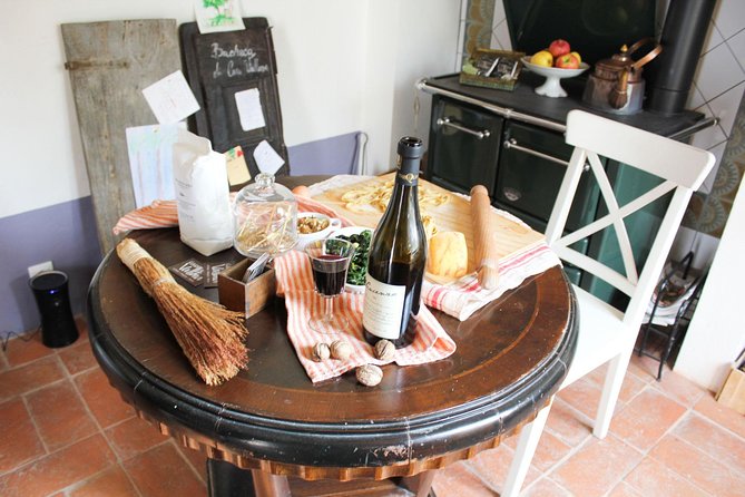 Learn to Cook Regional Italian Cuisine With a Local in a Rural Estate Home - Picturesque Farm Setting