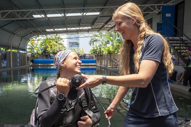 Learn To Scuba Dive: 4 Day Great Barrier Reef PADI Open Water Course Day Trips - Expectations and Logistics