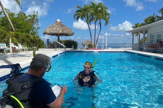 Learn to Scuba Dive With a Professional Instructor in Key Largo - All Inclusive - Meeting and End Point