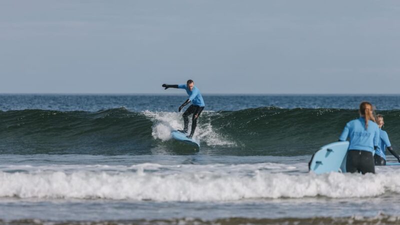 Learn to Surf in the Clear Waters of Beautiful Cullen Bay - Key Points