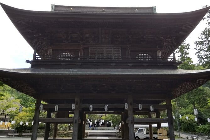 Learning History of Kamakura in Depth With a Certified Guide - Included Services and Fees