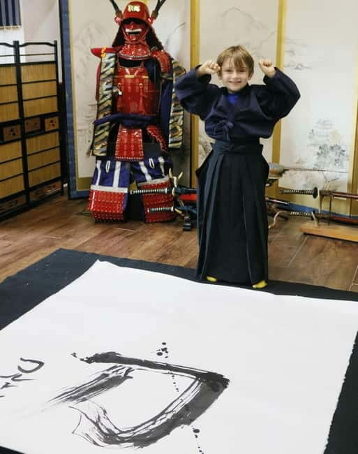 Learning Shodo with a kimono and Trying Samurai Calligraphy - Learning Shodo with a Kimono and Trying Samurai Calligraphy: A Detailed Review