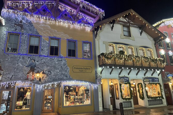 Leavenworth Christmas Lights Tour From Seattle - Scenic Route and Stops