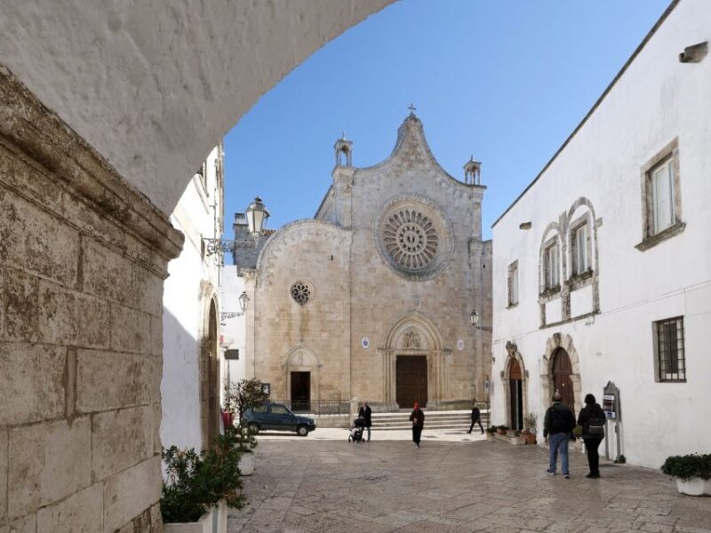 Lecce: Alberobello, Locorotondo, & Ostuni Tour With Aperitif - Important Information