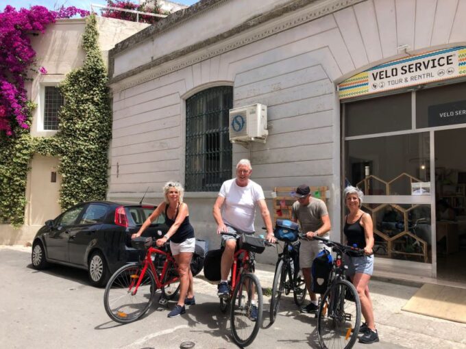 Lecce: City Highlights Guided Tour by Bike - Discovering Lecces Architecture