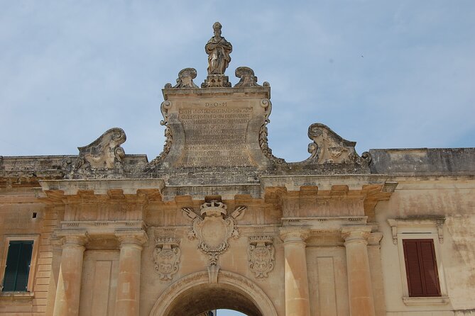 Lecce History and Street Food Tasting Private Tour - Knowledgeable and Engaging Guides