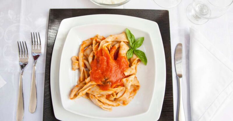 Lecce: Private Pasta-Making Class at a Locals Home - Key Points