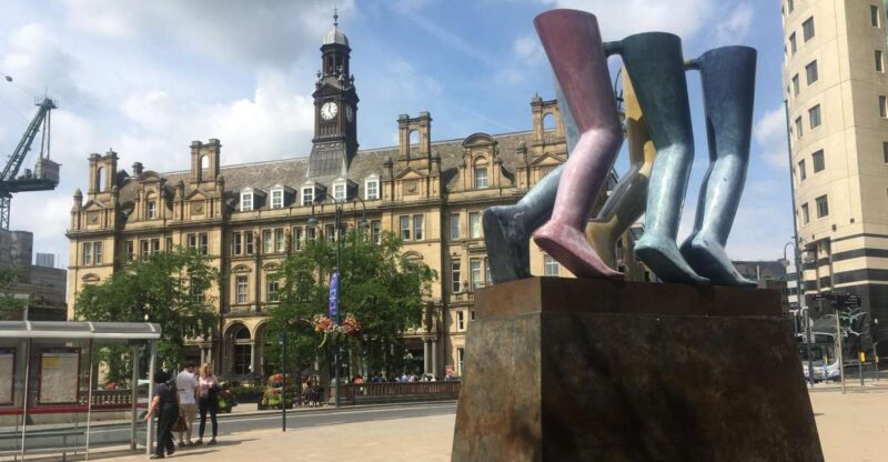 Leeds: 2-Hour Highlights Walking Tour - Key Points