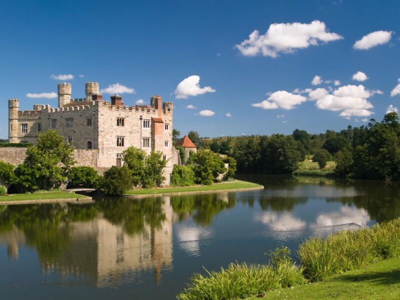 Leeds Castle, Canterbury Cathedral & Dover Private Tour - Explore Leeds Castle